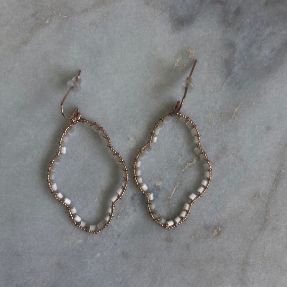 Alter’d State, Gold earrings - Picture 1 of 1